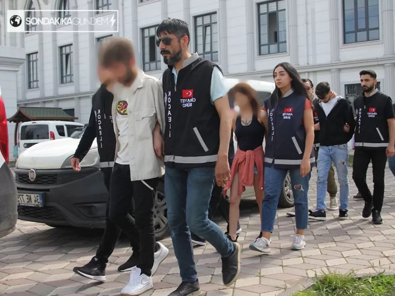 Genç kızın cesedi ip bağlı halde bulundu, 5 kişi gözaltına alındı