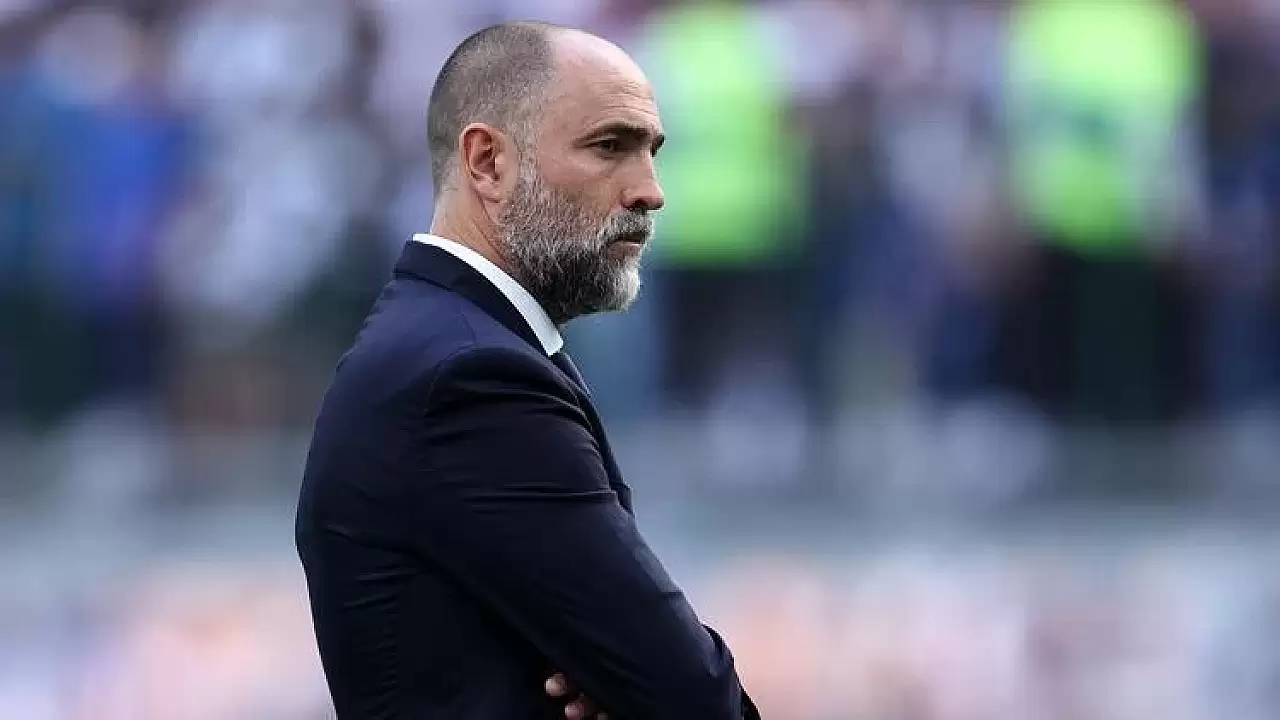 Sürpriz Transfer İddiası: Beşiktaş'ın Yeni Teknik Direktörü İtalya'dan mı Geliyor?