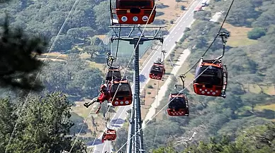 Teleferik kazası soruşturmasına 19 belediye çalışanı dahil edildi, detaylar ortaya çıkmaya başladı.