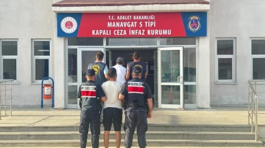 "Baba ve oğulun kaçma planı suya düştü, sahte kimlikleri Manavgat'ta ortaya çıktı!"