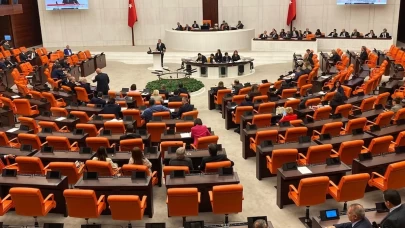 TBMM'de İYİ Parti Grubu'nun 'Kamuda İsraf Araştırması' Önergesi Tansiyonu Yükseltti