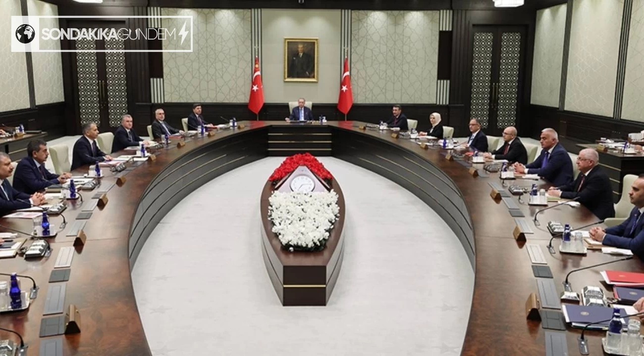 Hükümet Kabinesi Toplandı: Gündemde Neler Var?