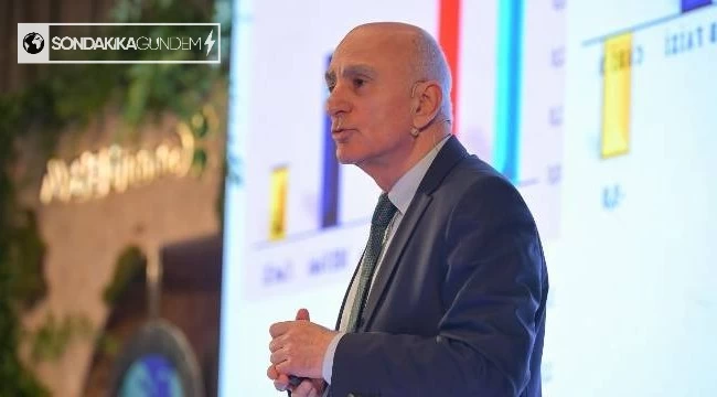 Ekonomist Mahfi Eğilmez'in yeni kur yorumu: Merkez Bankası faizleri biraz daha yükseltirse dolar/TL 25 seviyelerine kadar düşebilir.