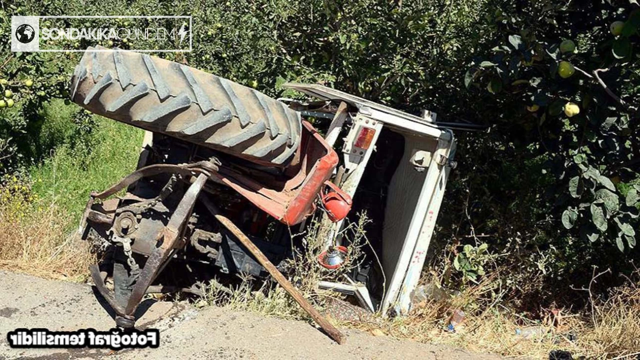 Traktör devrildi, sürücü yaşamını yitirdi.